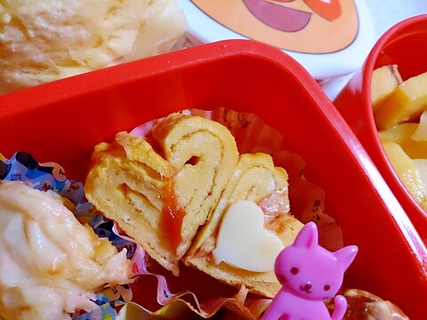 キャラ弁 に ソースで簡単接着 ハートの卵焼き レシピ 作り方 By ラムちゃん1224 楽天レシピ キャラ弁 に ソースで簡単接着 ハートの卵焼き レシピ 作り方 By ラムちゃん1224 楽天レシピ